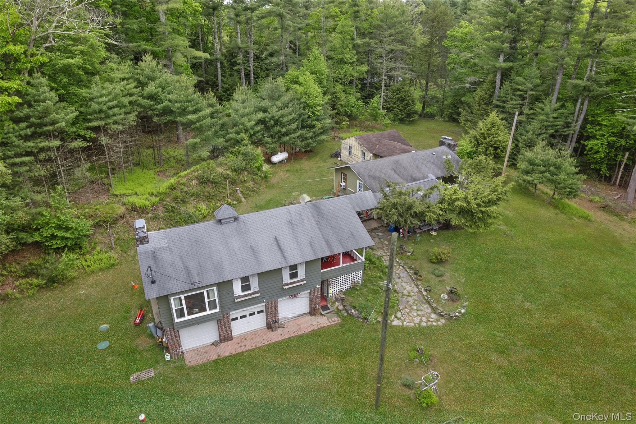 #6 photo, 11 Waldweg Drive, Sparrowbush , NY 12780