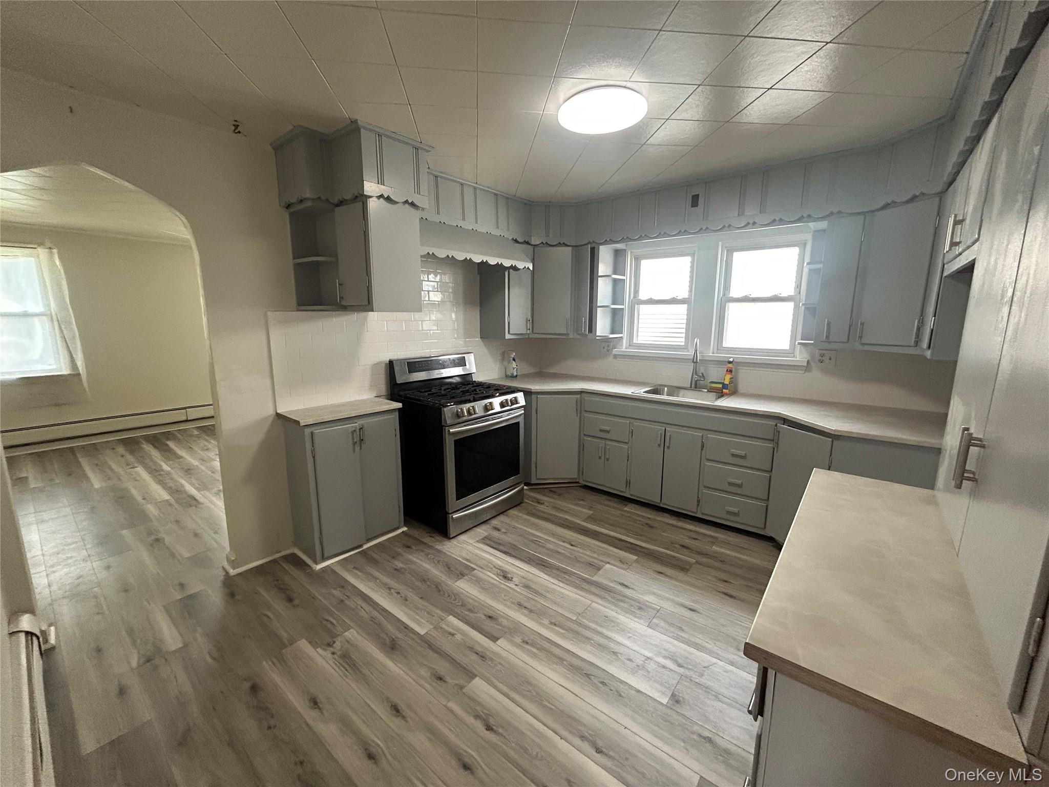 #7 photo, 88 Samsondale Avenue, West Haverstraw , NY 10993