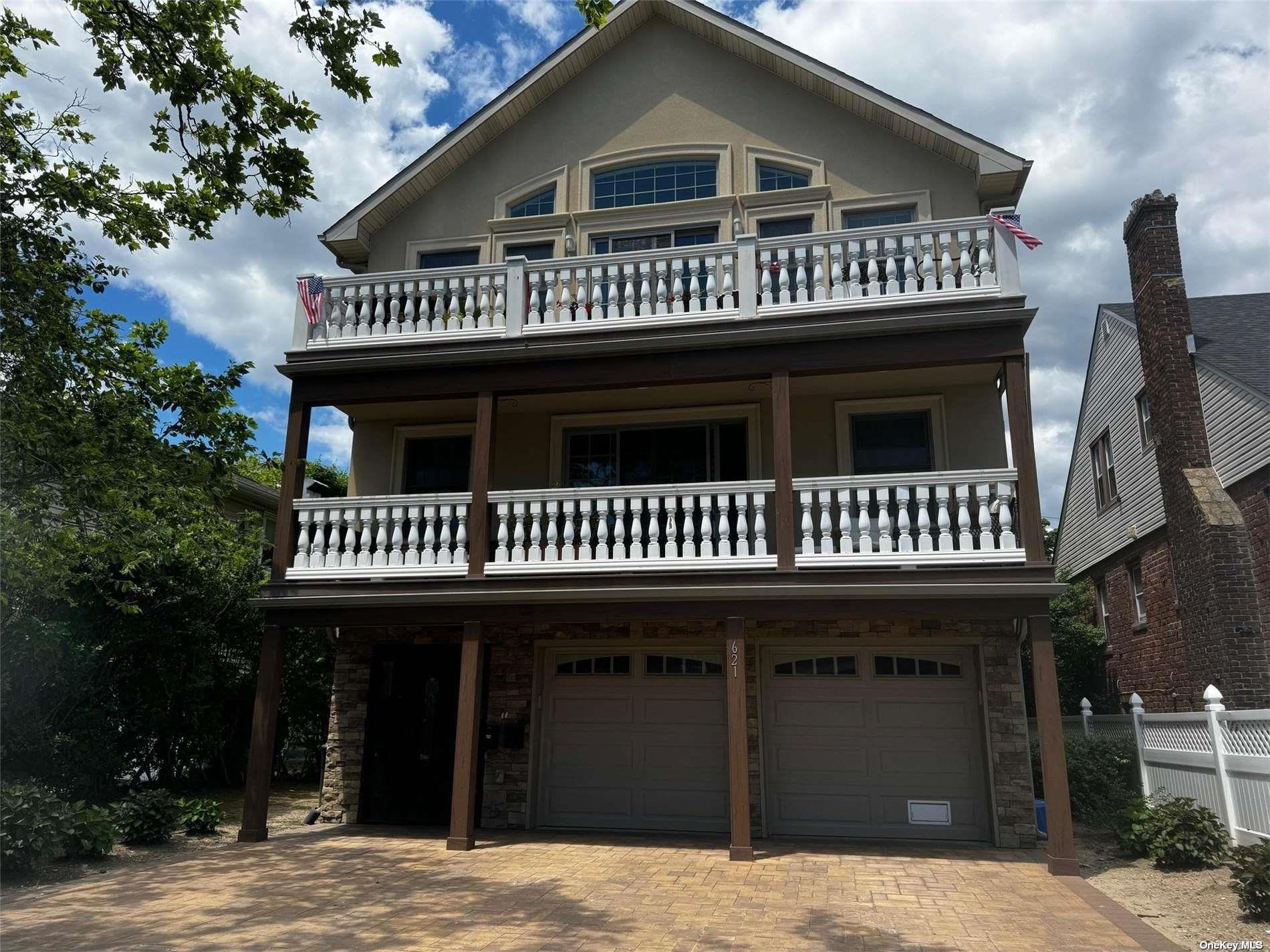 #1 photo, 621 E Olive Street, Long Beach , NY 11561