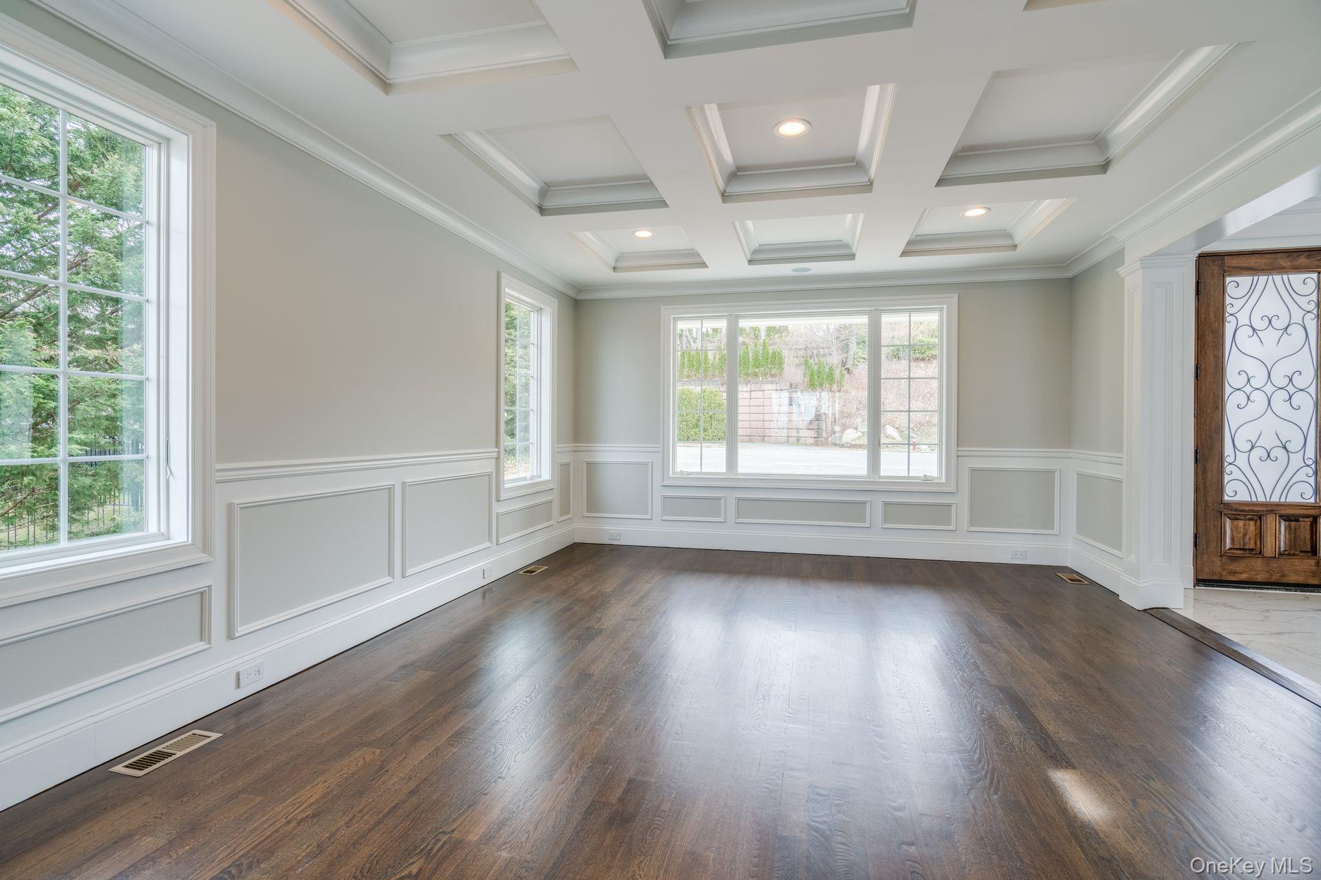 #14 photo, 12 Barbara Lane, ナッソー郡 Glen Cove , NY 11542