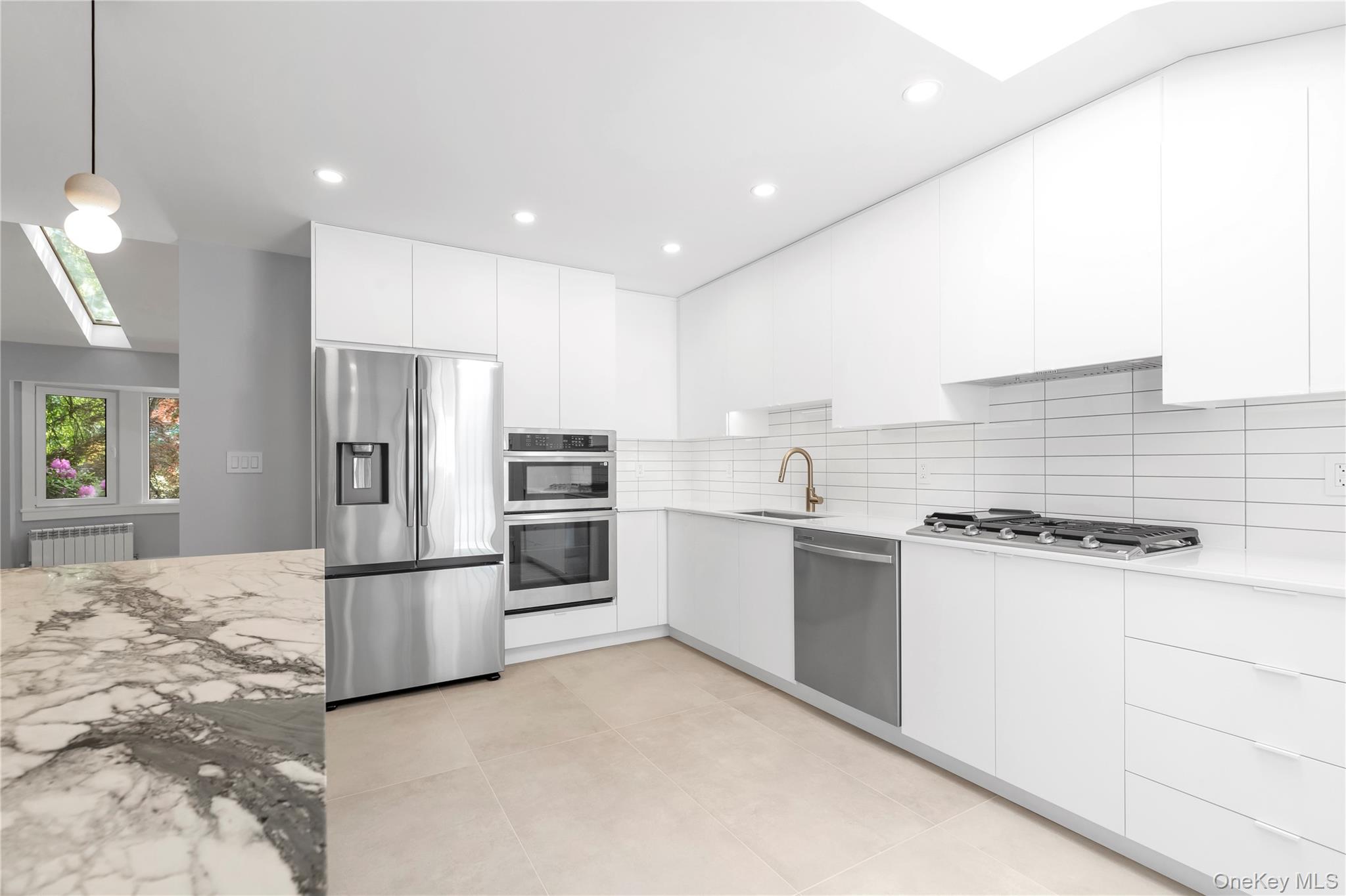 #11 photo, 27 Meadowfield Lane, ナッソー郡 Glen Cove , NY 11542