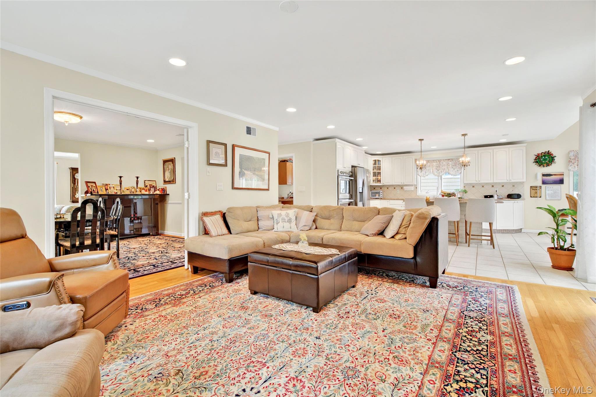 #14 photo, 249 Park Avenue, Eastchester , NY 10709