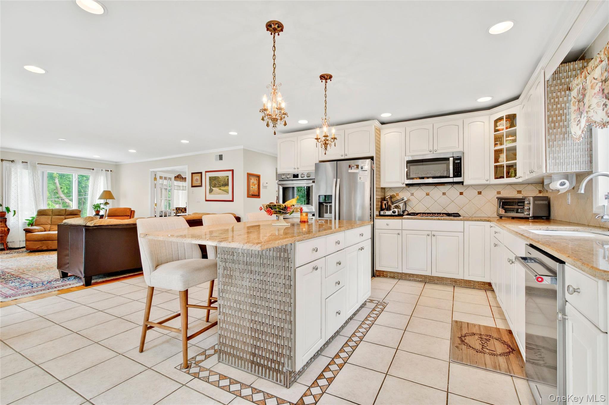 #18 photo, 249 Park Avenue, Eastchester , NY 10709