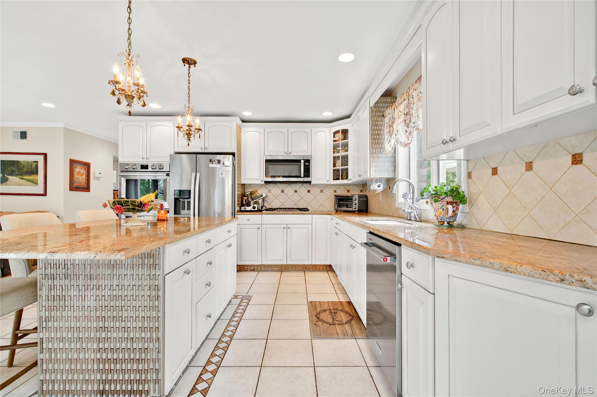 #19 photo, 249 Park Avenue, Eastchester , NY 10709