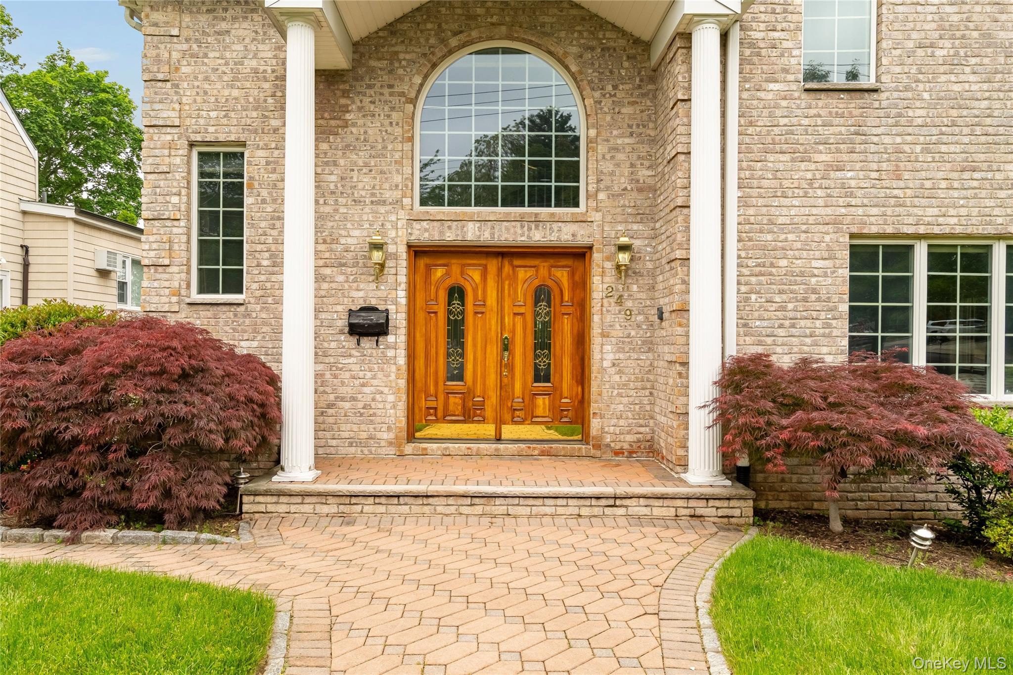 #3 photo, 249 Park Avenue, Eastchester , NY 10709