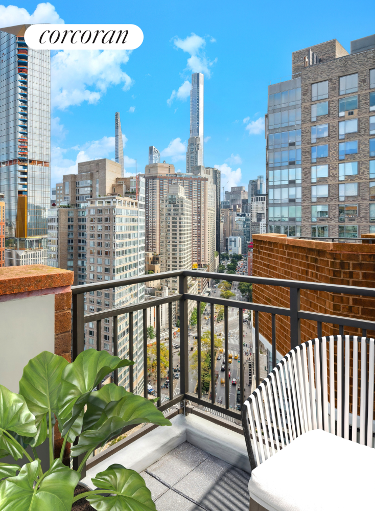 #11 photo, 1991 BROADWAY, マンハッタン Lincoln Square , NY 10023