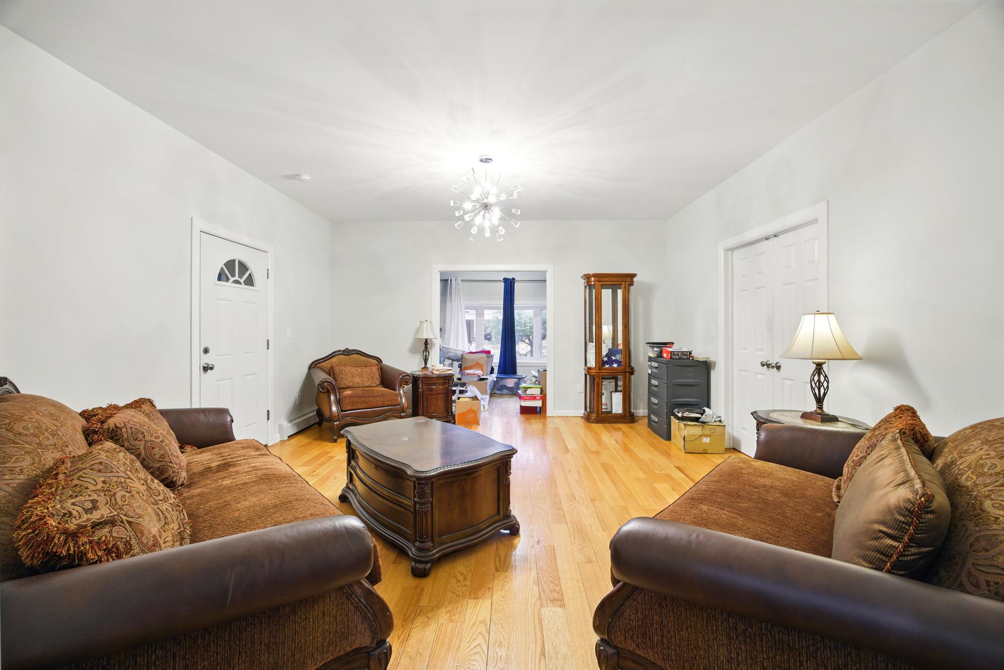 #4 photo, 171 Arlington Avenue, ブルックリン区 Brooklyn , NY 11207