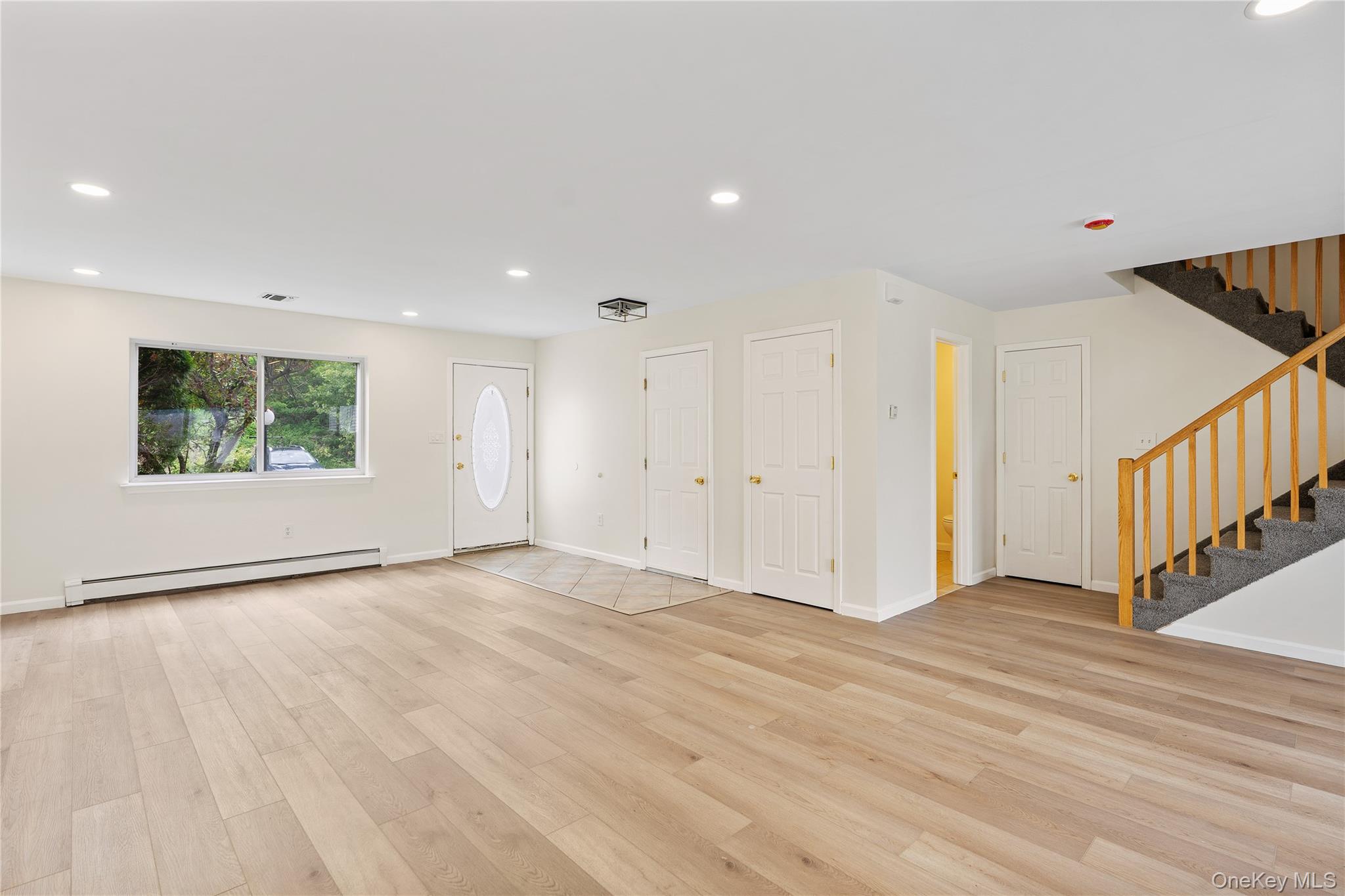 #5 photo, 221 Tamerisk Lane, New Windsor , NY 12553