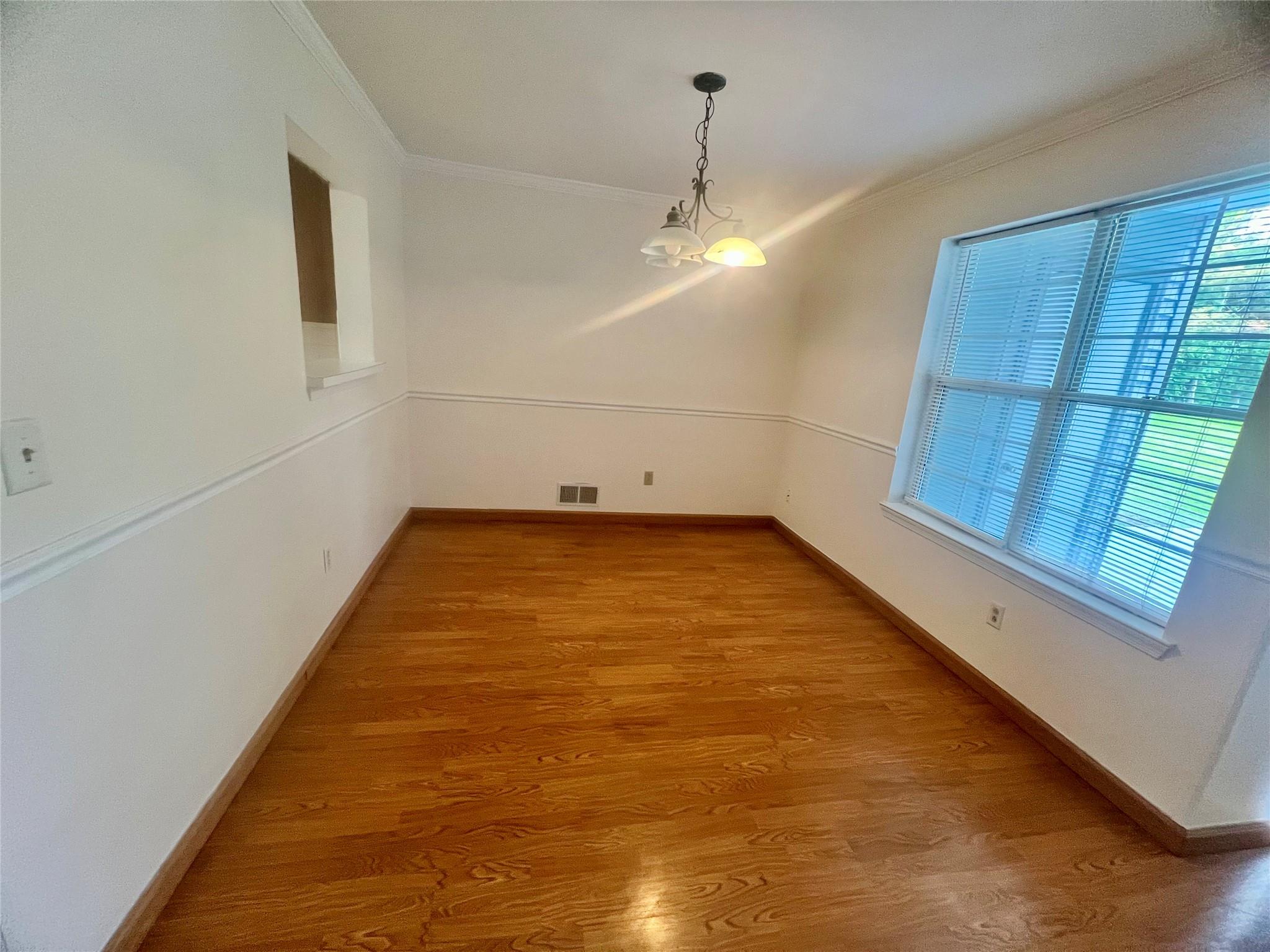 #3 photo, 28 Kent Court, Middletown , NY 10940