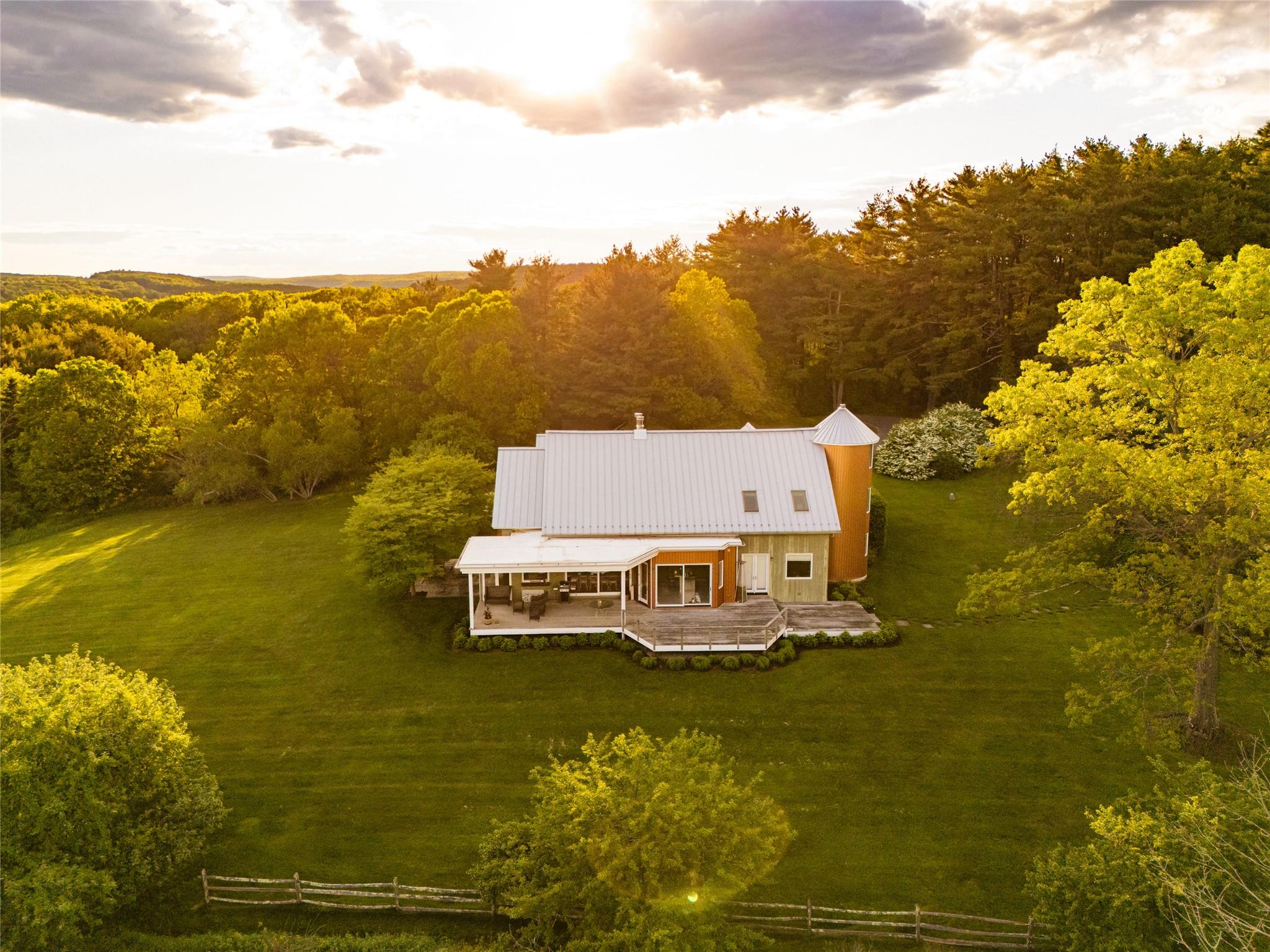 #11 photo, 187 Old Mount Tom, Litchfield , NY 06750