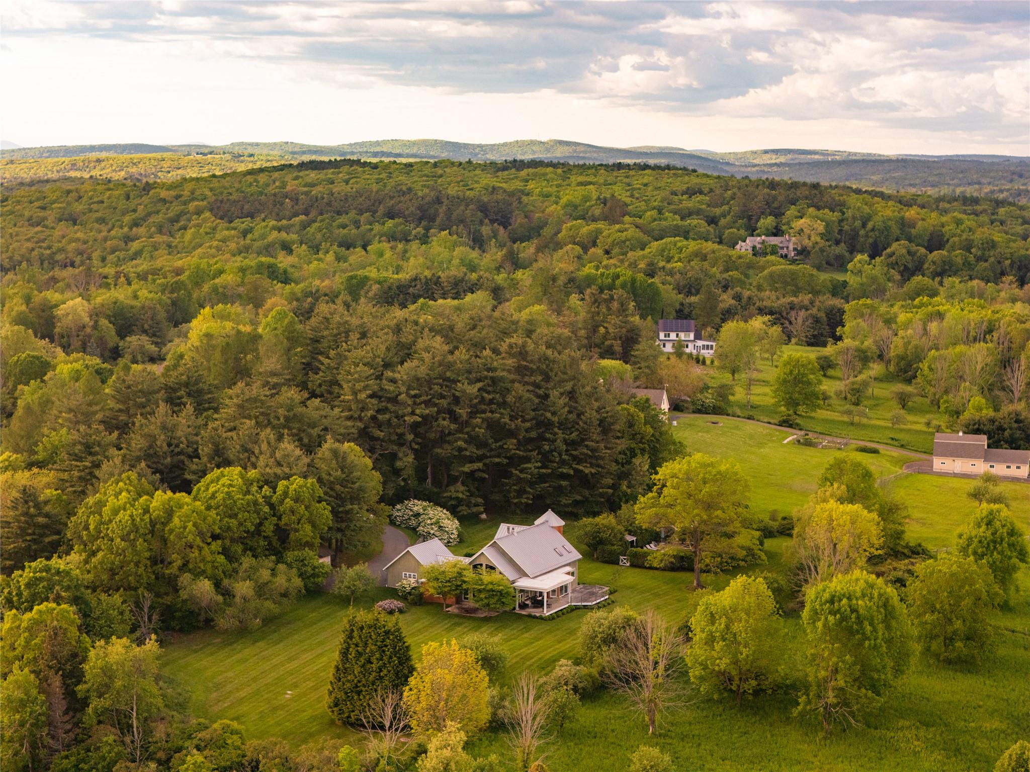 #13 photo, 187 Old Mount Tom, Litchfield , NY 06750