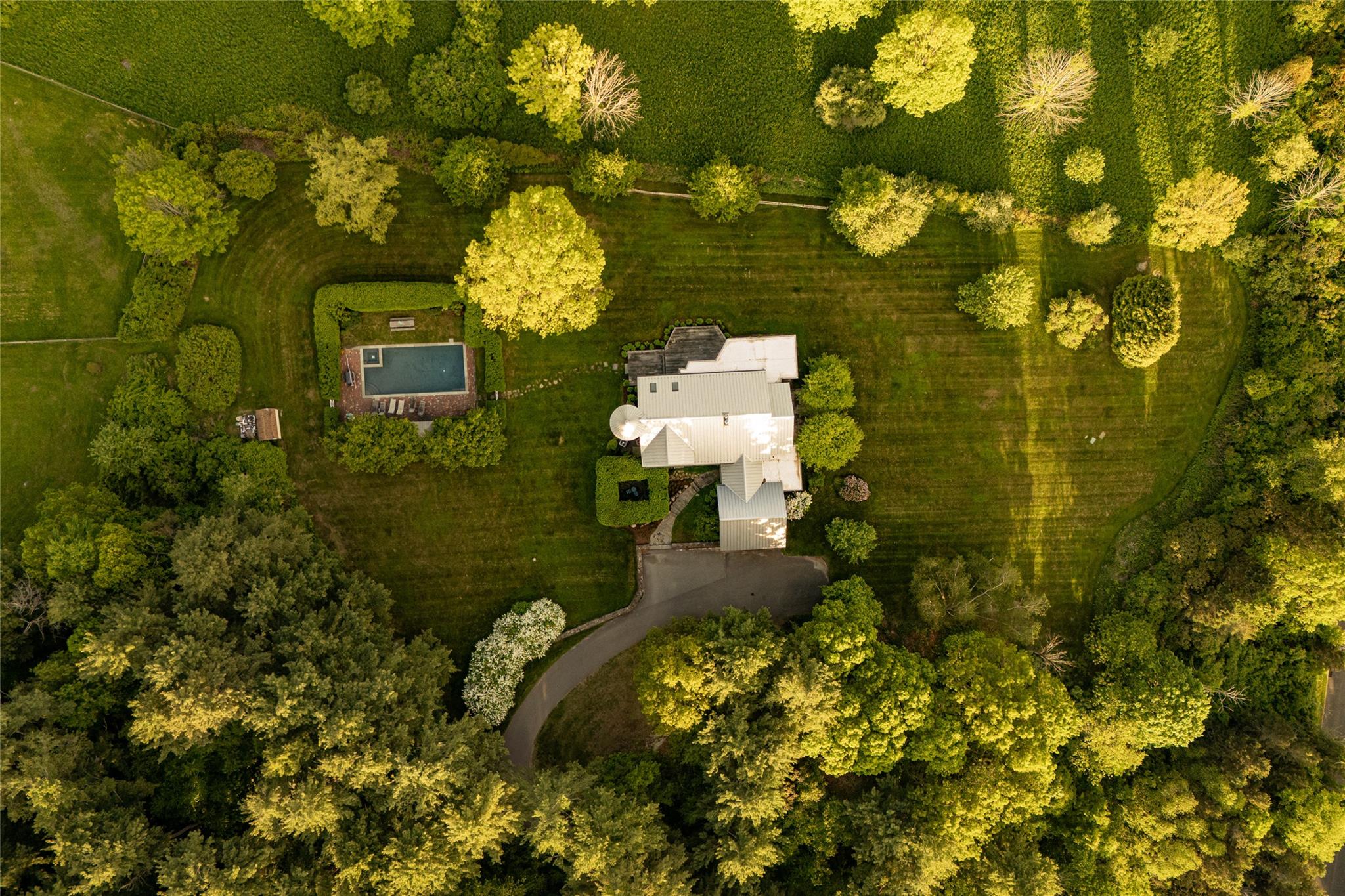 #8 photo, 187 Old Mount Tom, Litchfield , NY 06750