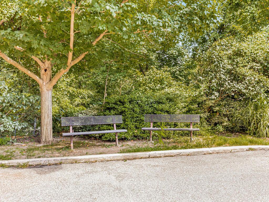 #13 photo, 245 Rumsey Road, Yonkers , NY 10701