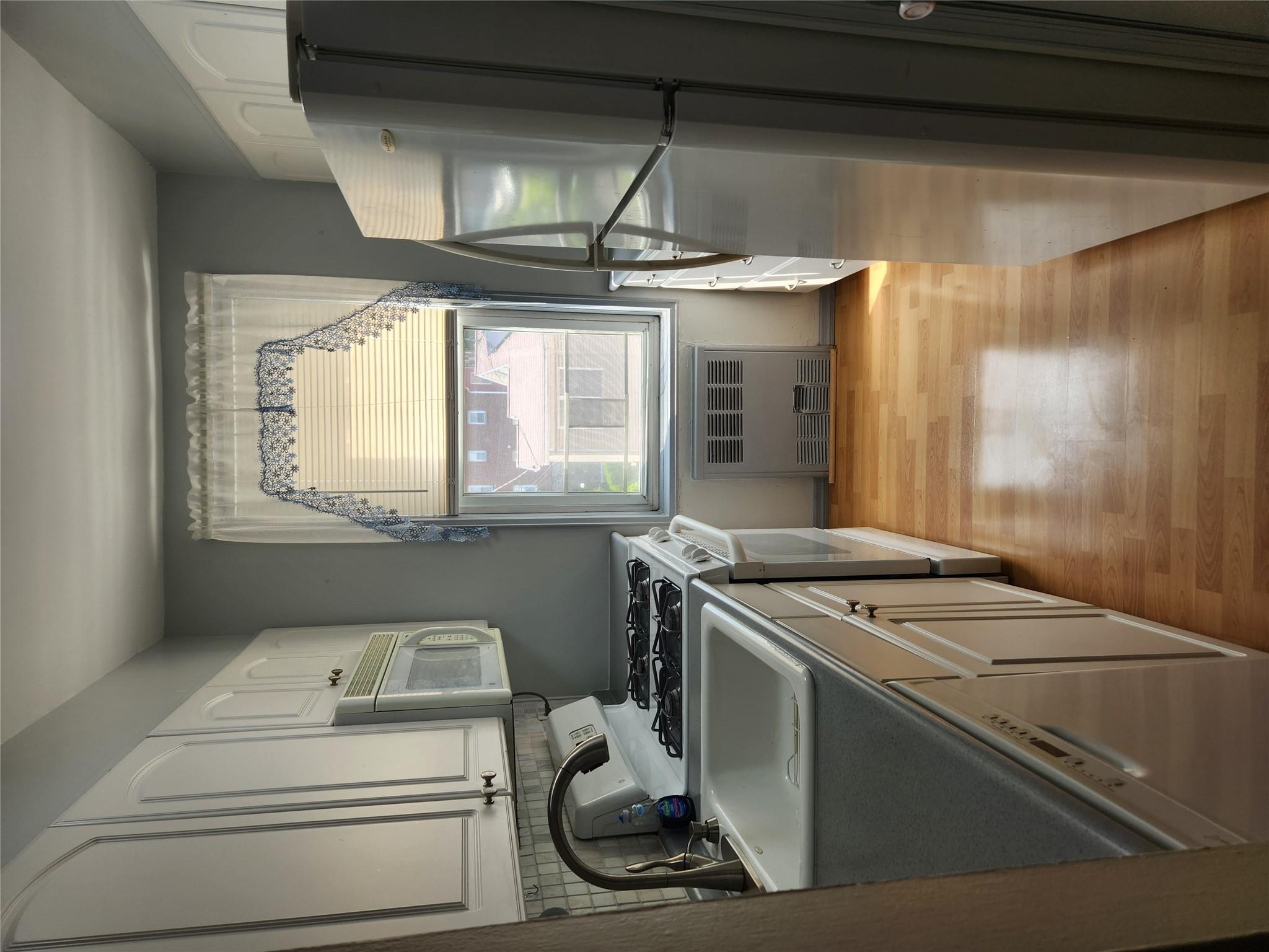 #3 photo, 245 Rumsey Road, Yonkers , NY 10701