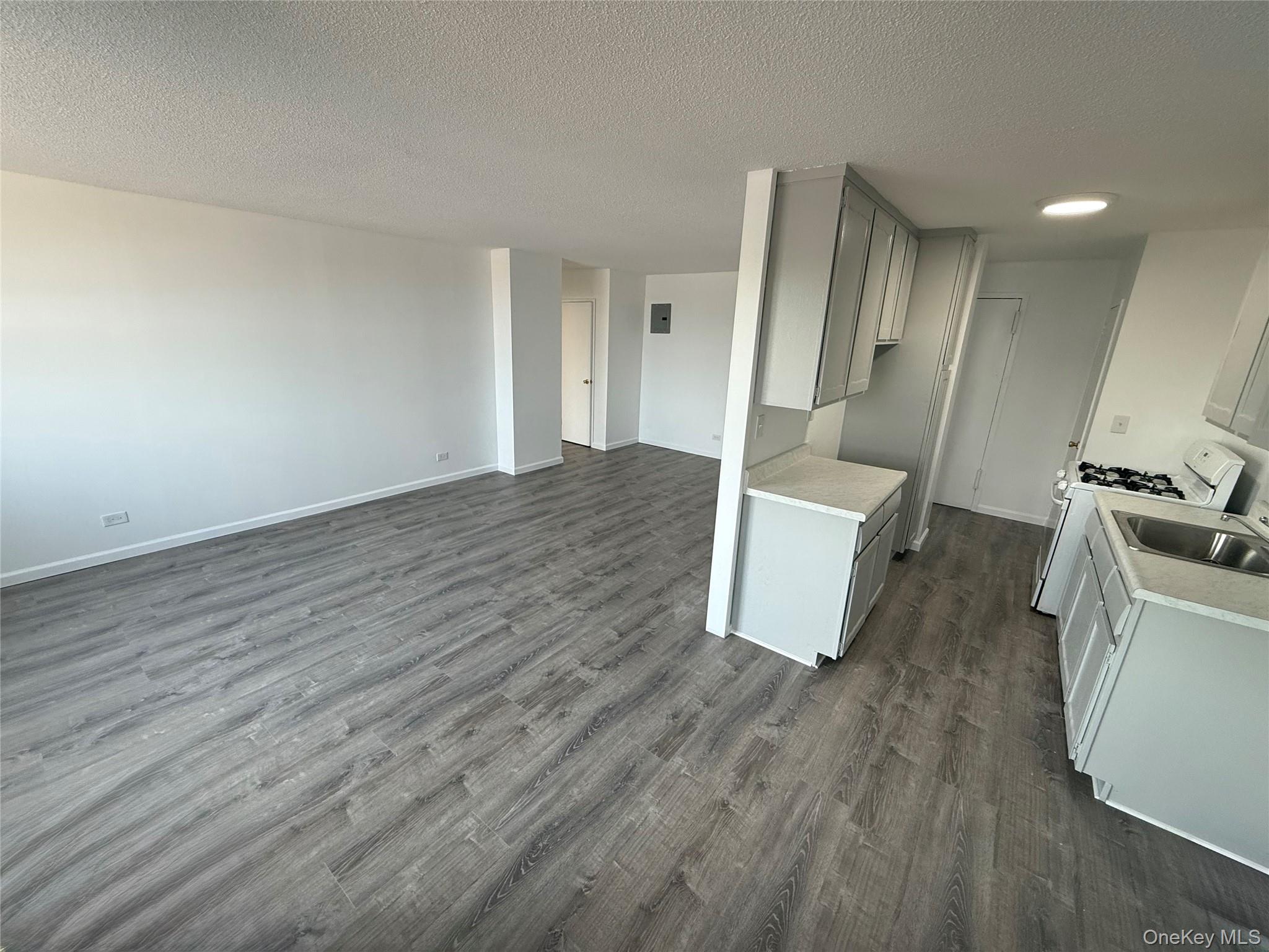 #6 photo, 1966 Newbold Avenue, ブロンクス区 Bronx , NY 10472