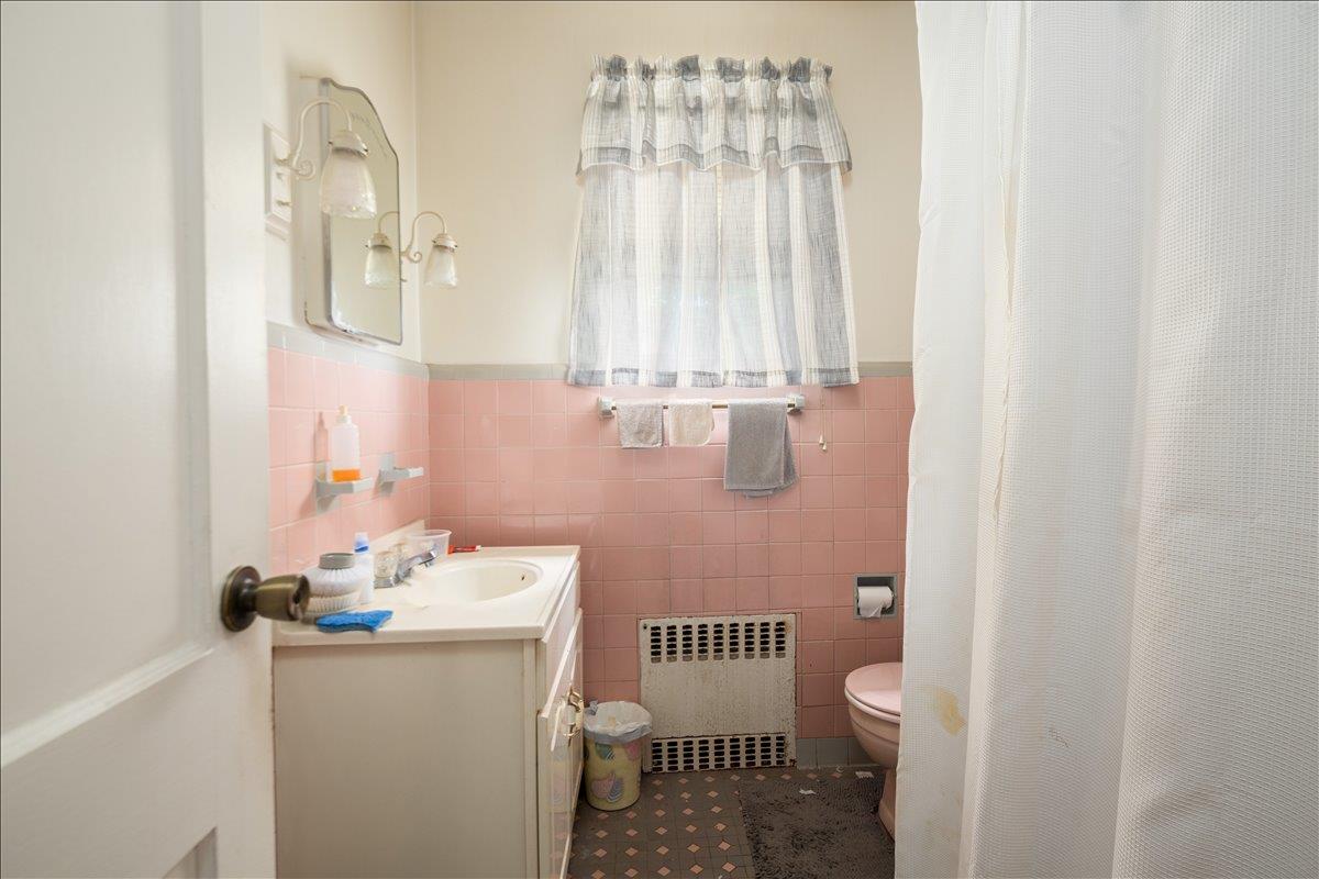 #8 photo, 343 Franklin Avenue, Hewlett , NY 11557