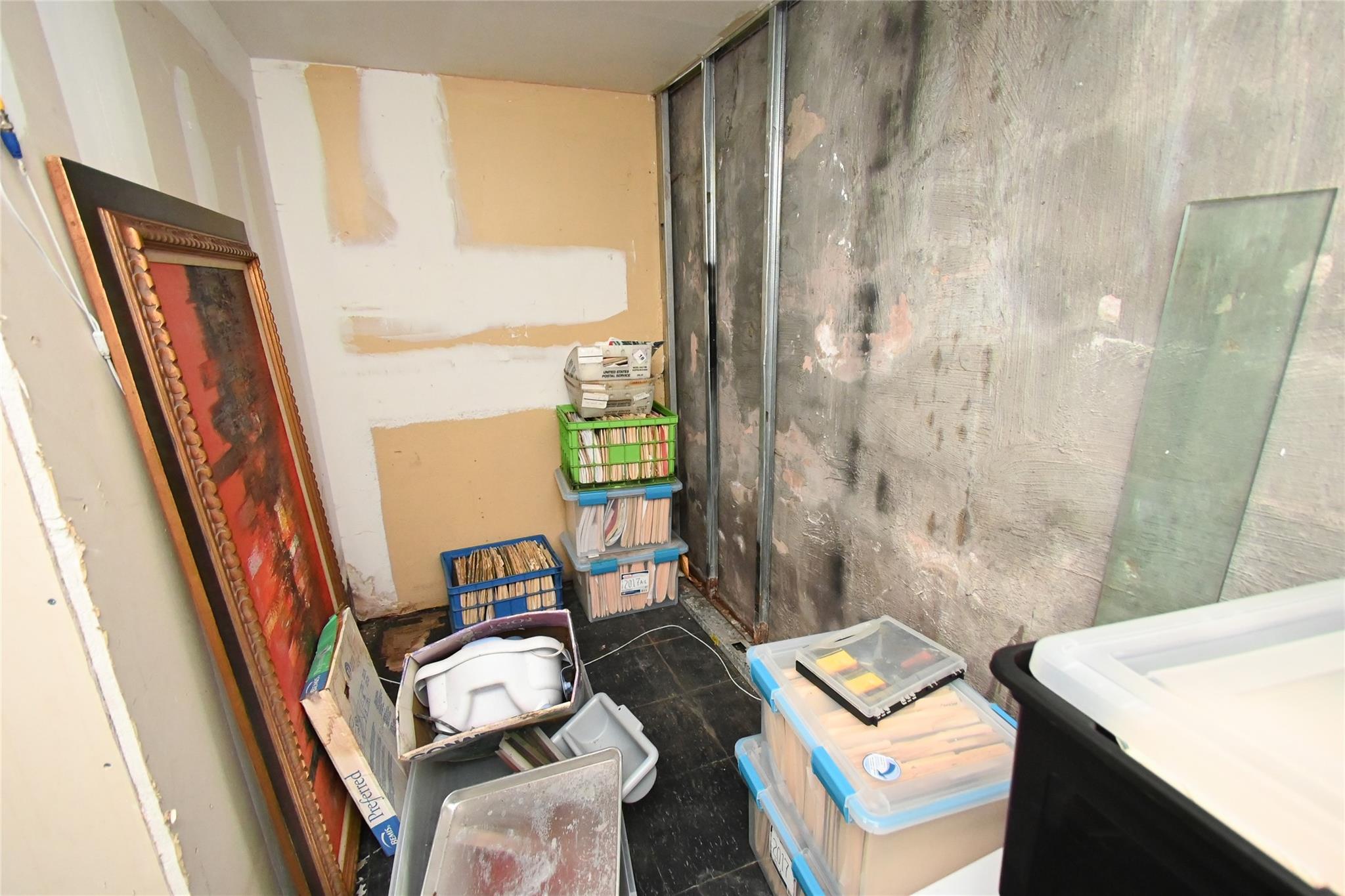 #12 photo, 9-01 College Point Blvd, クイーンズ区 College Point , NY 11356