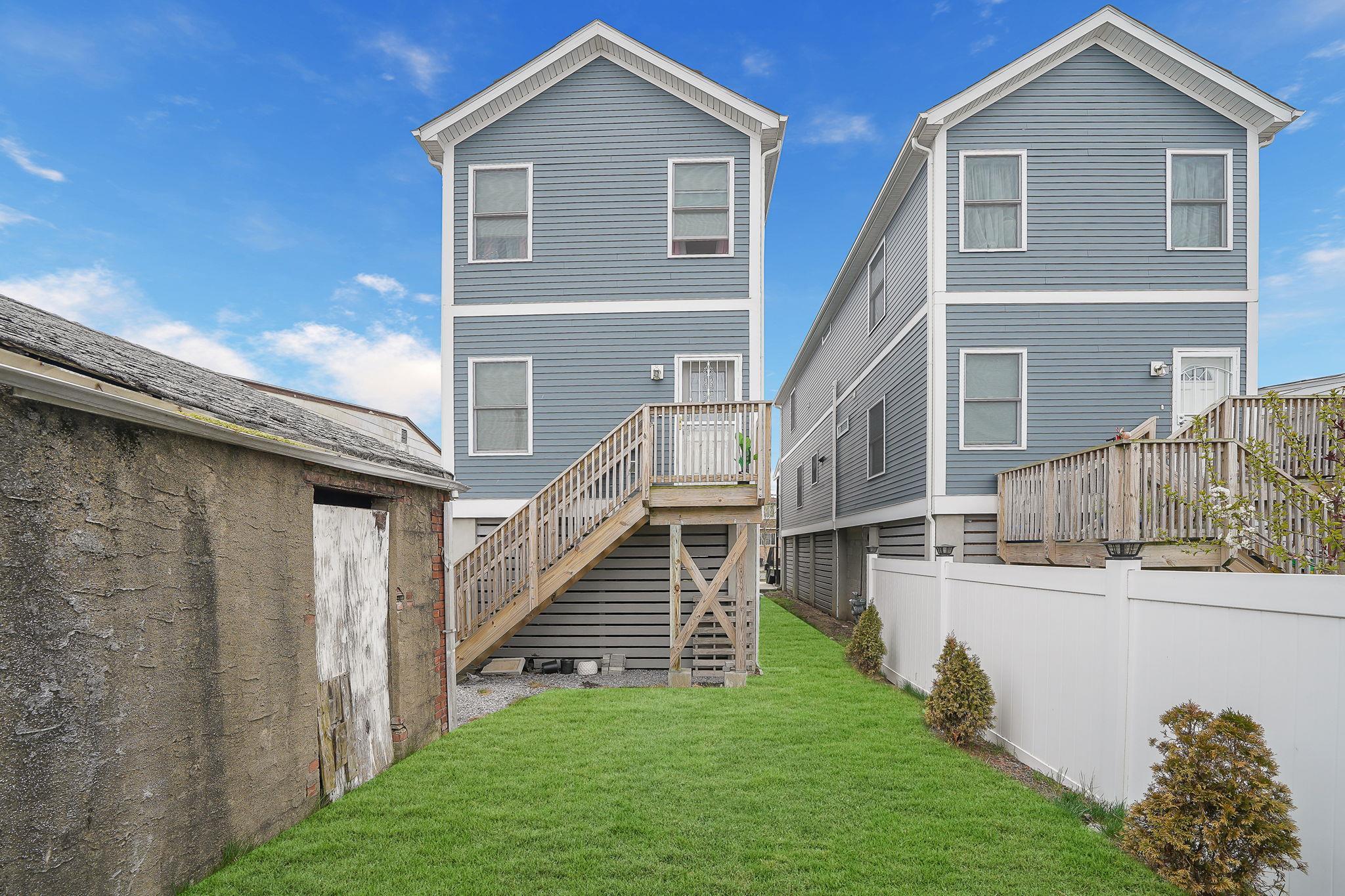 #11 photo, 6944 Burchell Avenue, クイーンズ区 Arverne , NY 11692