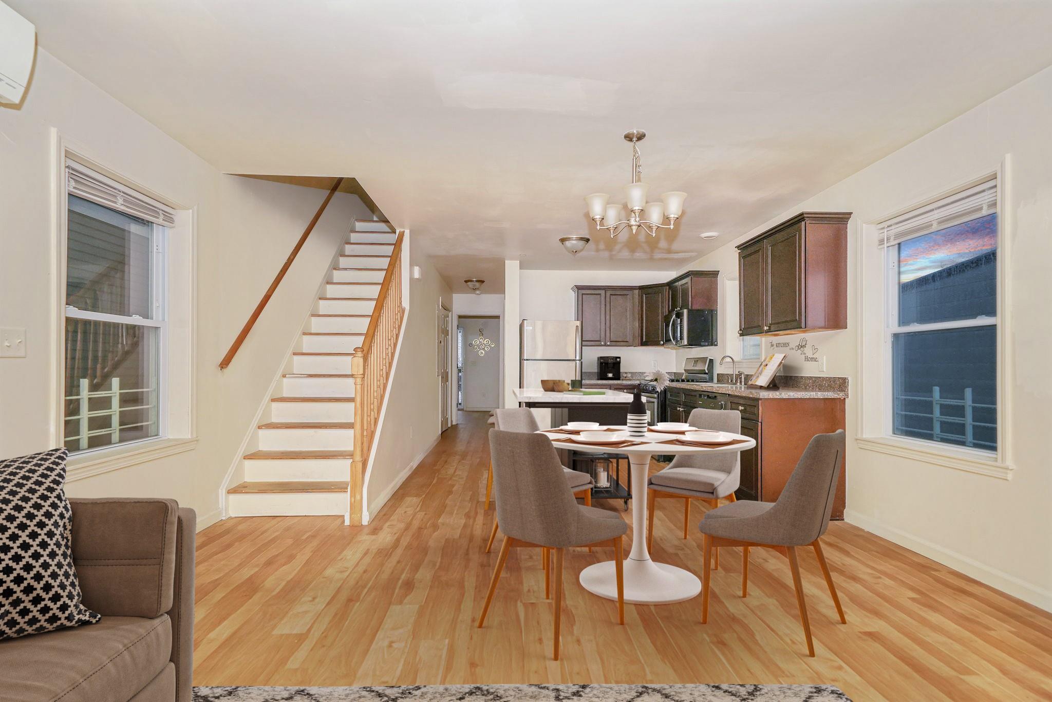 #2 photo, 6944 Burchell Avenue, クイーンズ区 Arverne , NY 11692