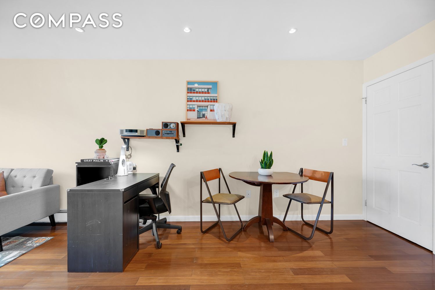 #4 photo, 43-33 42nd Street, クイーンズ区 Sunnyside , NY 11104