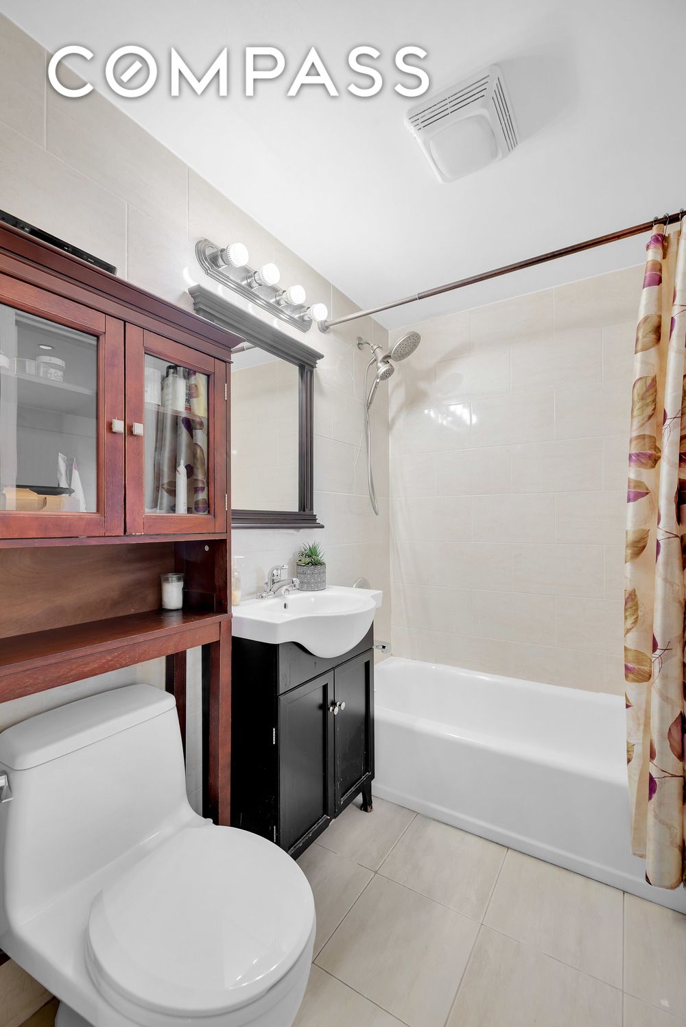 #8 photo, 43-33 42nd Street, クイーンズ区 Sunnyside , NY 11104