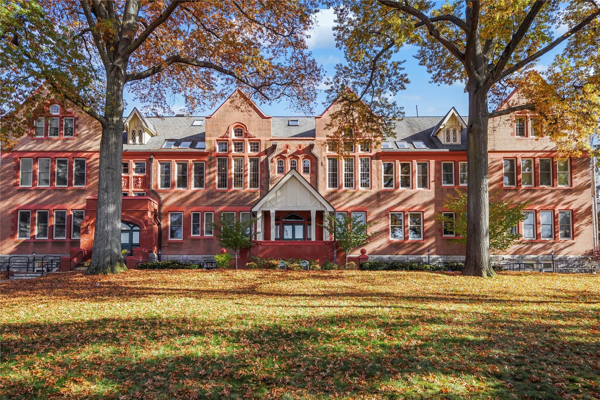 #1 photo, 18 N Broadway, Tarrytown , NY 10591