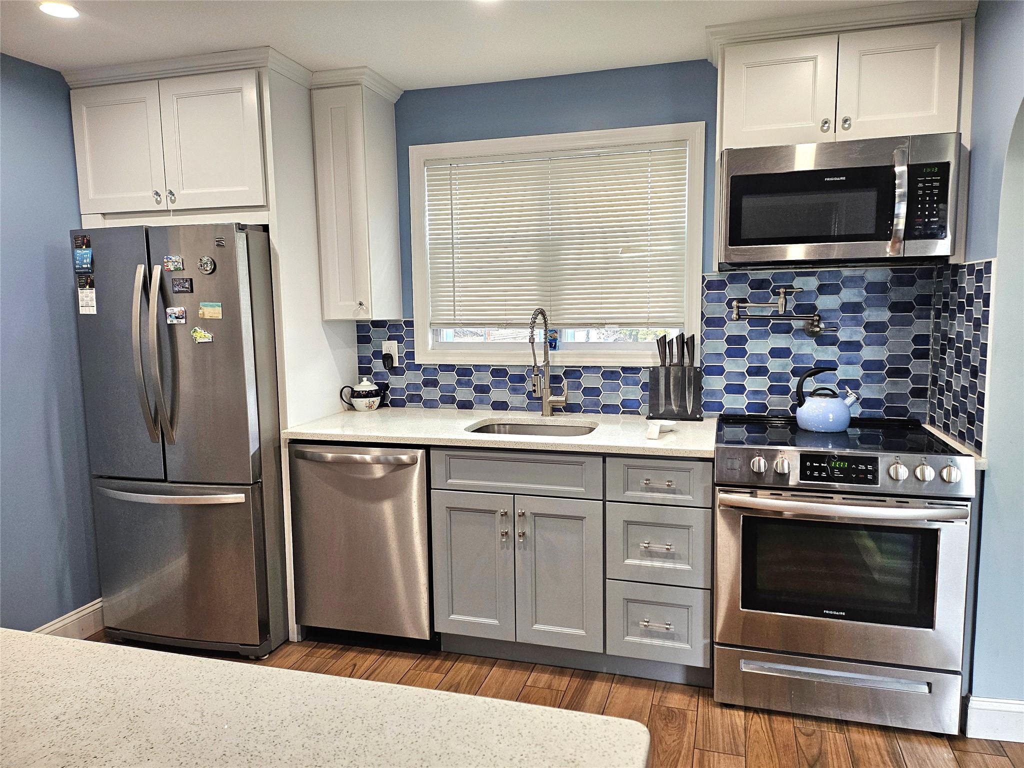 #1 photo, 132-29 Brookville Boulevard, Rosedale , NY 11422