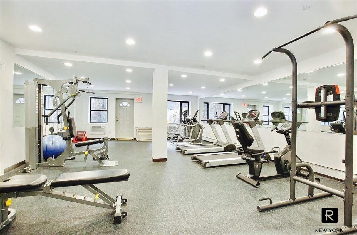 #10 photo, 456 W 167th Street, マンハッタン Washington Heights , NY 10032