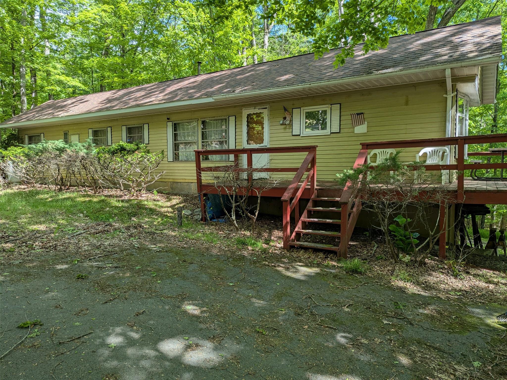 #1 photo, 470 Peenpack Trail, Huguenot , NY 12746