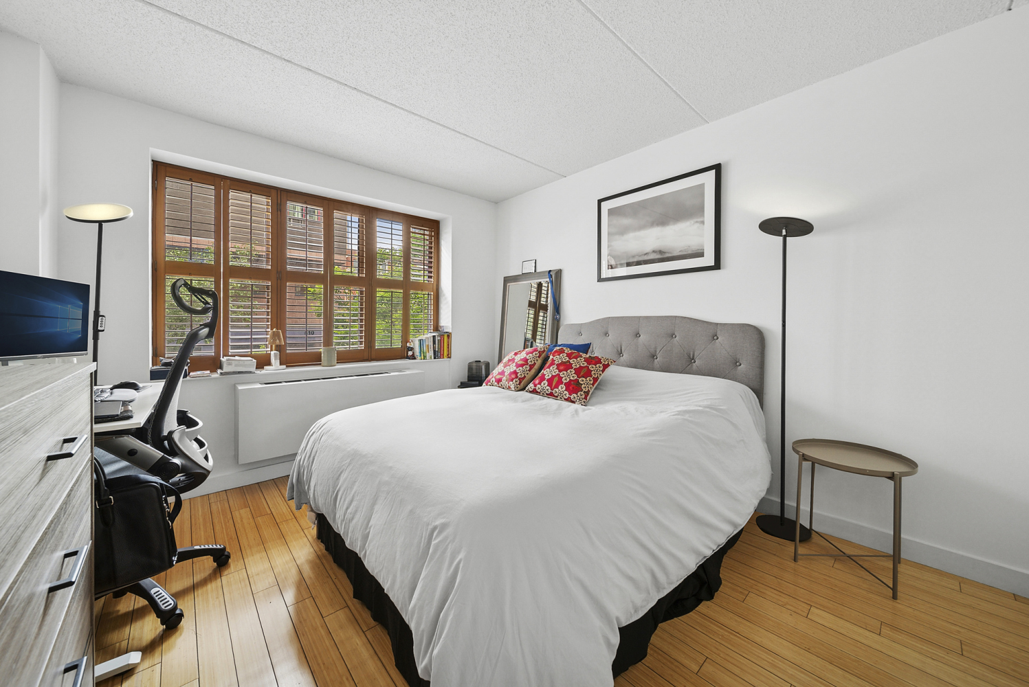 #3 photo, 516 W 47TH Street, マンハッタン Hells Kitchen , NY 10036