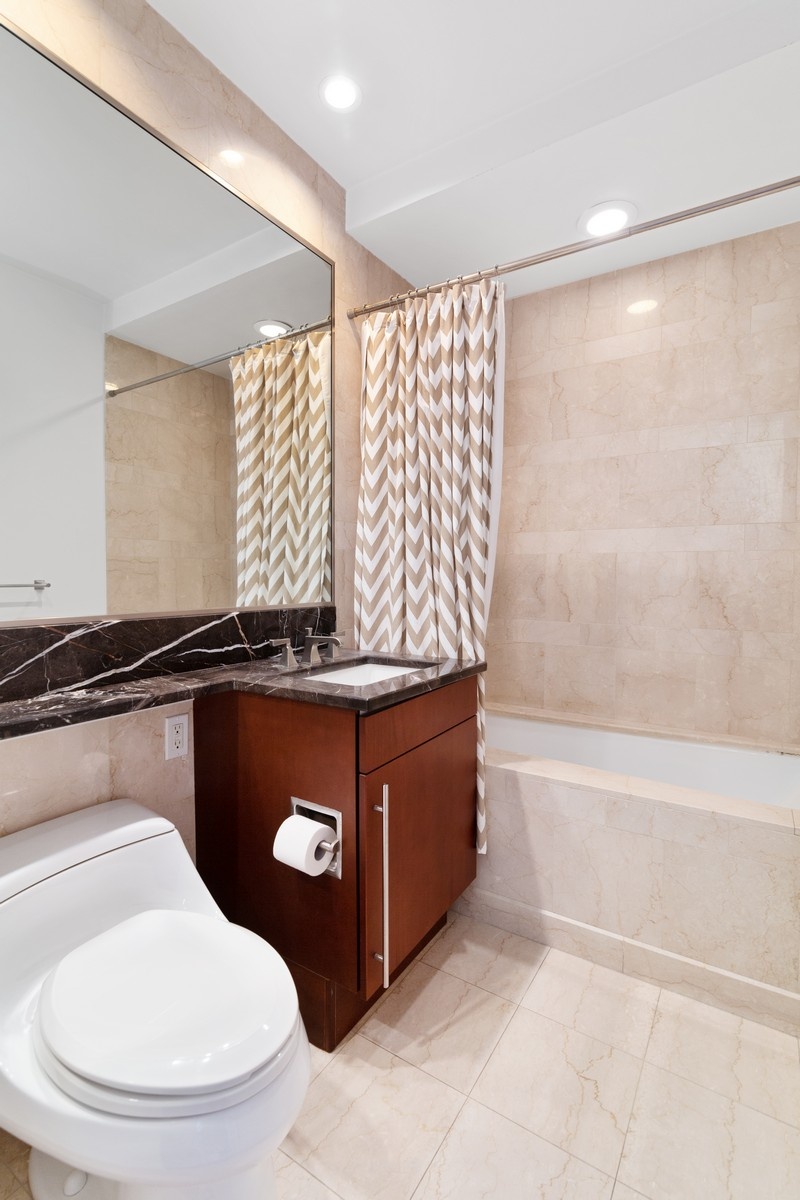 #11 photo, 240 Riverside Boulevard, マンハッタン Lincoln Square , NY 10069