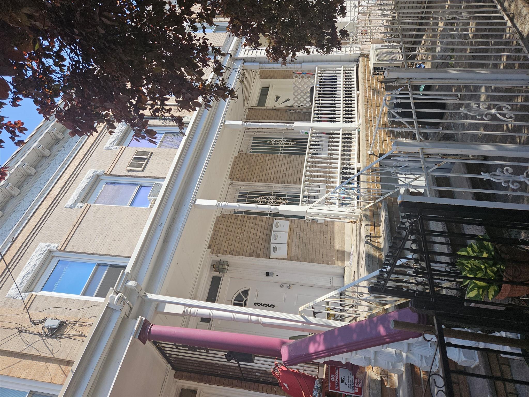 #1 photo, 355 Ridgewood Avenue, 布鲁克林 Brooklyn , NY 11208