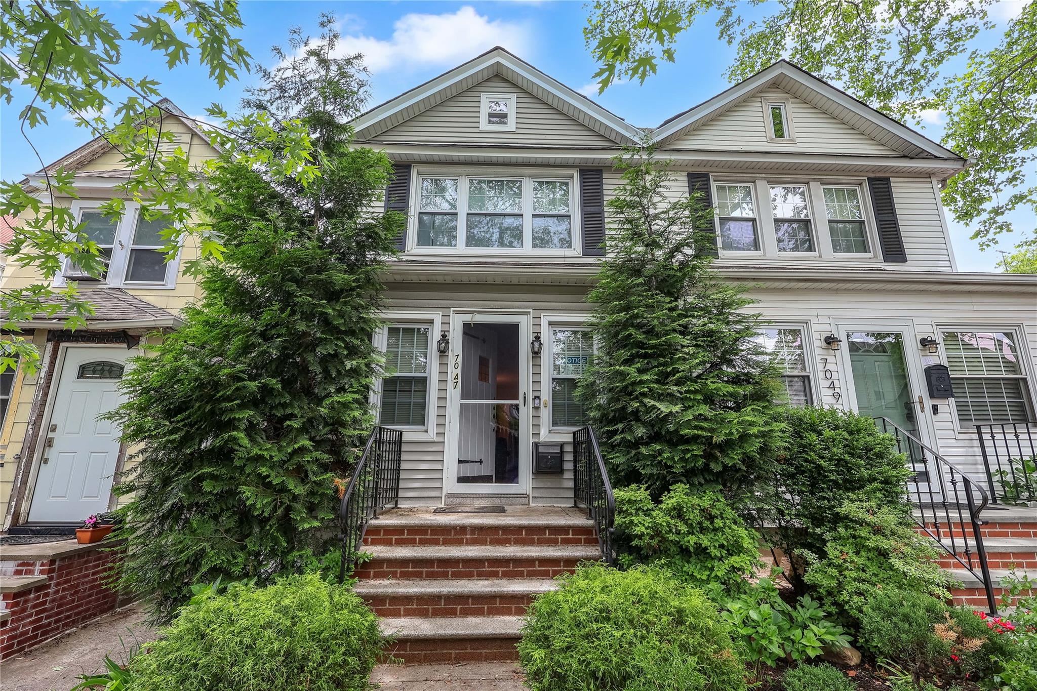 #1 photo, 70-47 Manse Street, Forest Hills , NY 11375