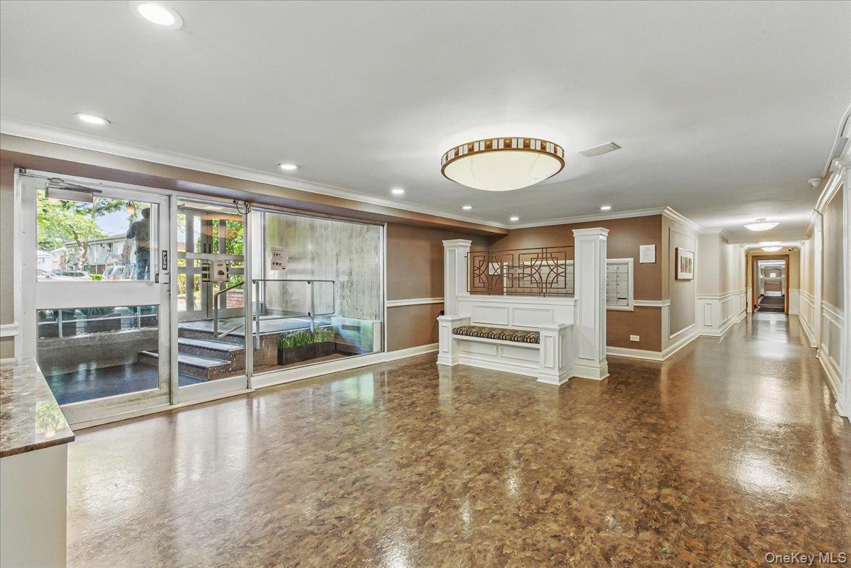 #13 photo, 209-80 18 Avenue, クイーンズ区 Bayside , NY 11360