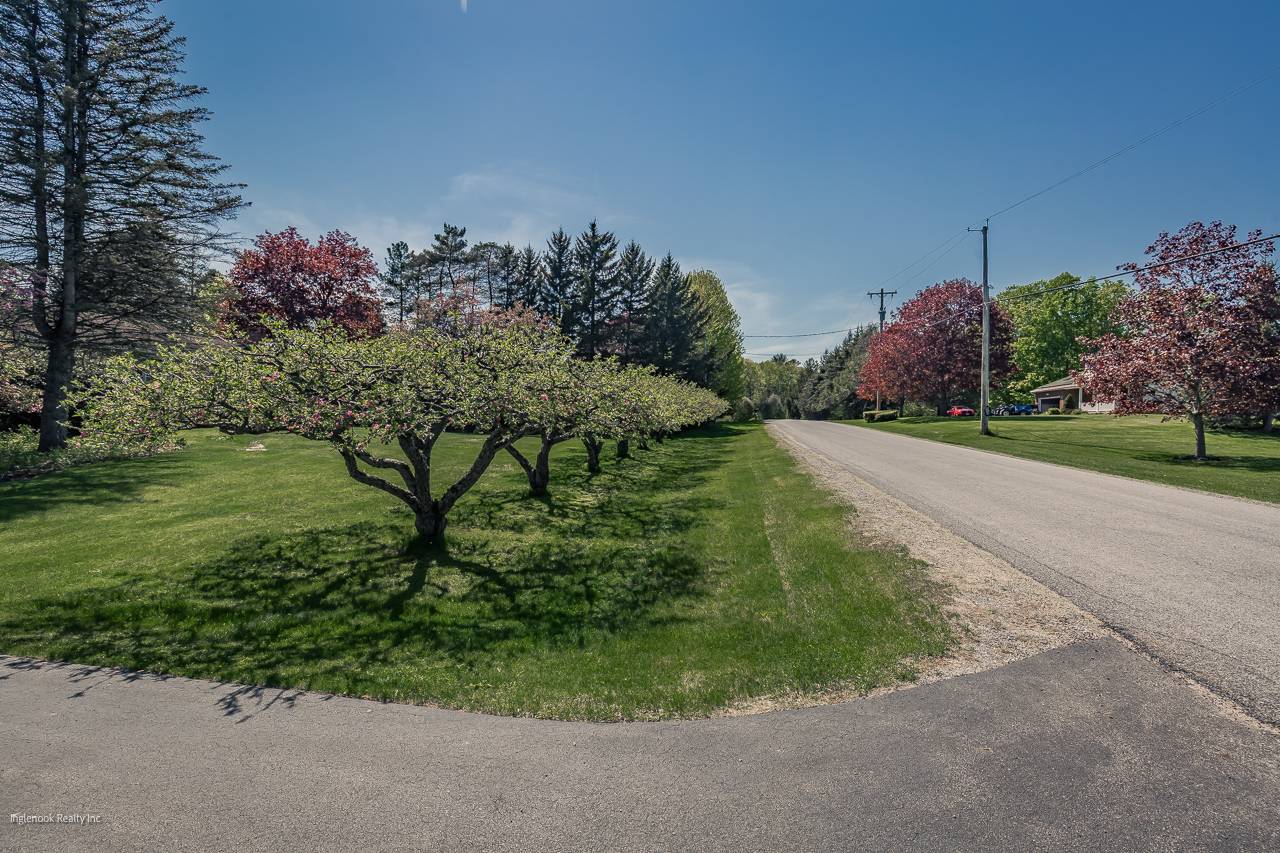 #38 photo, 7 Western Ave, Charlton , NY 12019