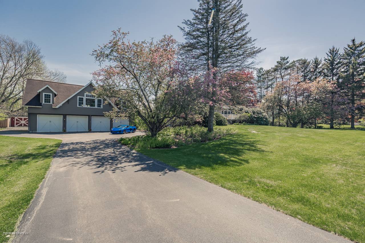 #39 photo, 7 Western Ave, Charlton , NY 12019