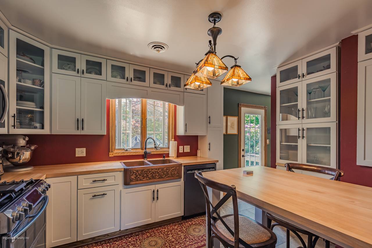 #52 photo, 7 Western Ave, Charlton , NY 12019