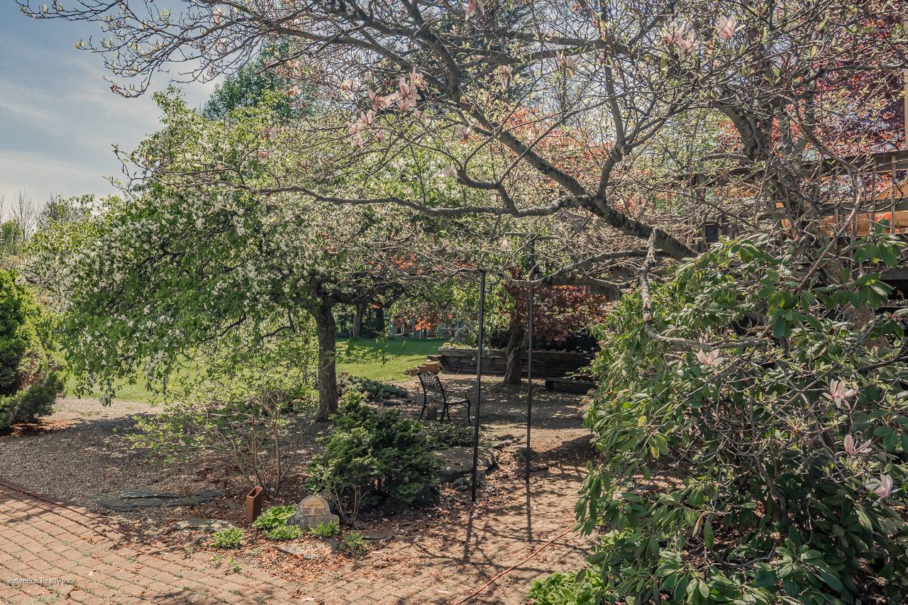 #7 photo, 7 Western Ave, Charlton , NY 12019