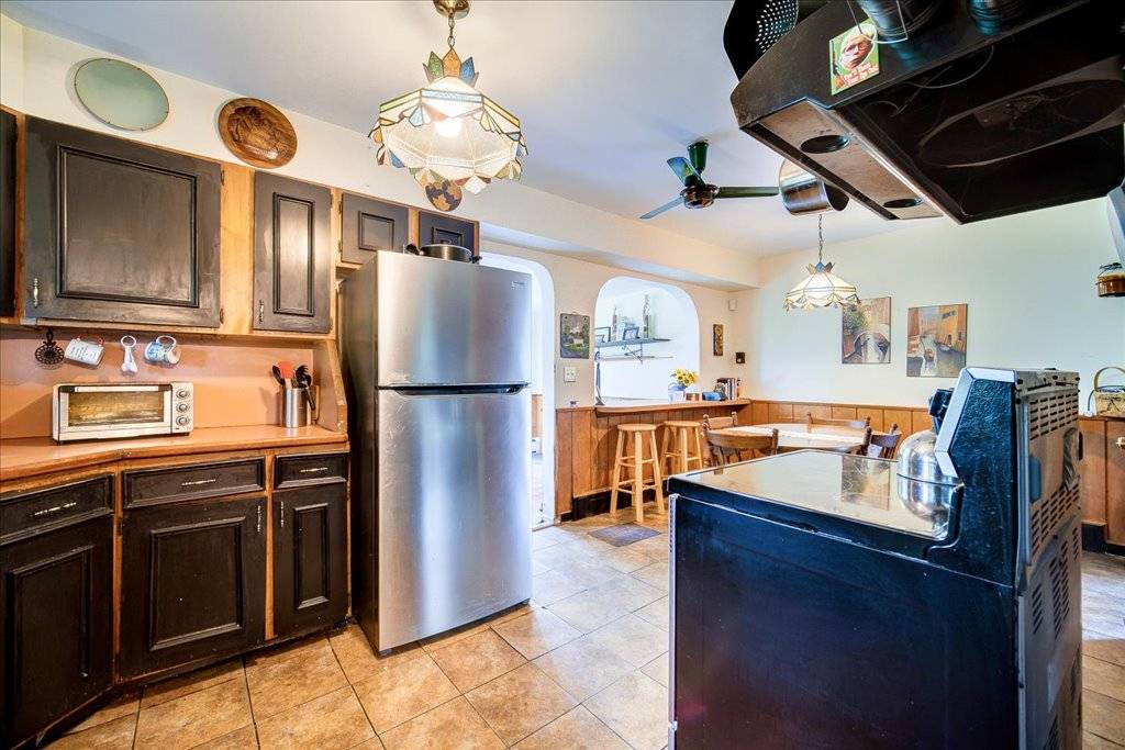 #18 photo, 571 International Blvd., Rock Tavern , NY 12550