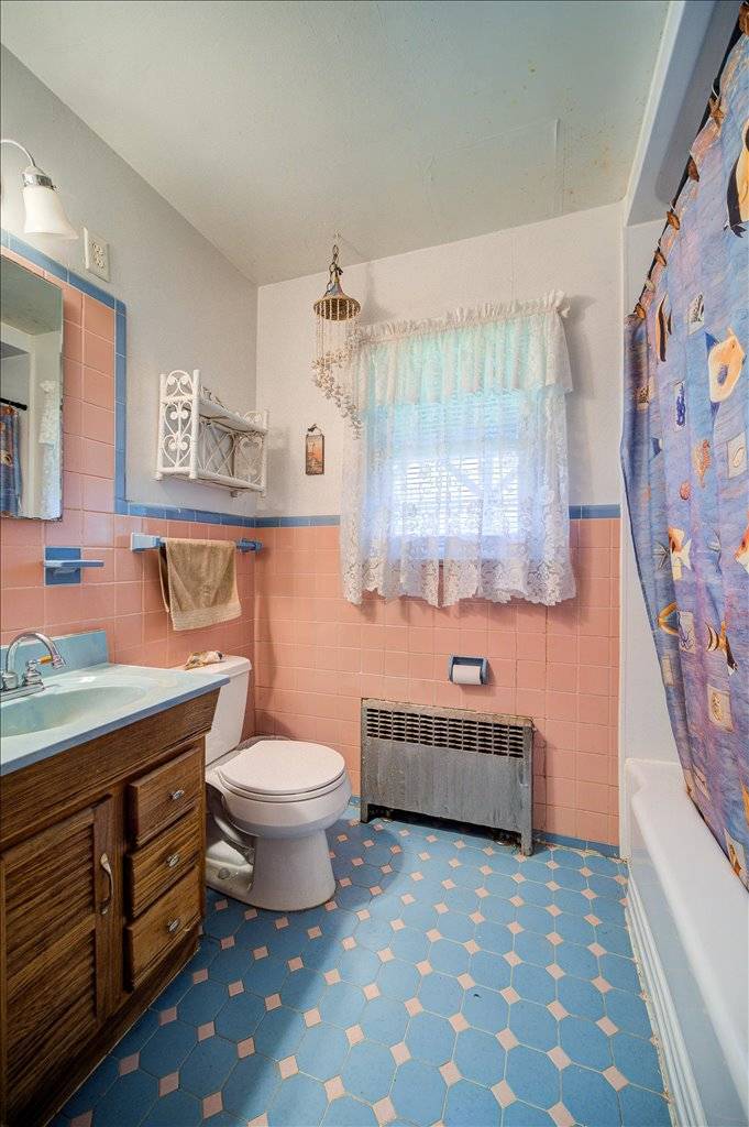 #21 photo, 571 International Blvd., Rock Tavern , NY 12550