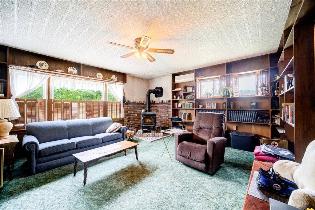 #23 photo, 571 International Blvd., Rock Tavern , NY 12550