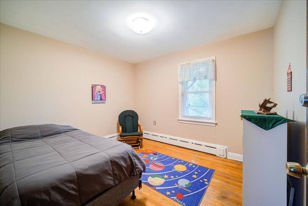 #31 photo, 571 International Blvd., Rock Tavern , NY 12550