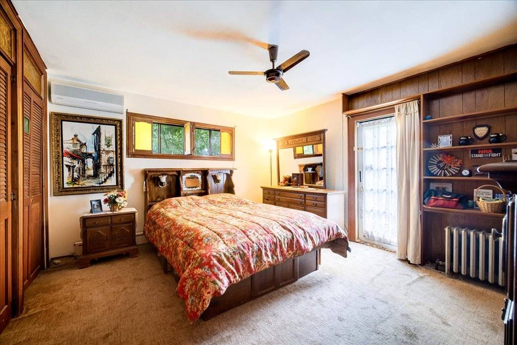 #33 photo, 571 International Blvd., Rock Tavern , NY 12550