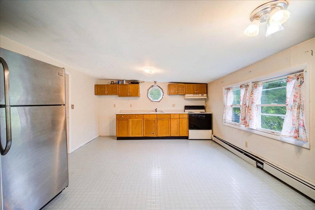 #45 photo, 571 International Blvd., Rock Tavern , NY 12550