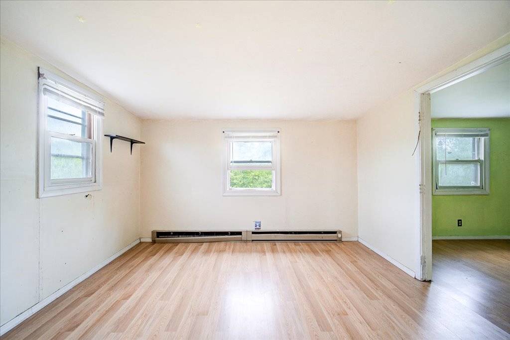 #53 photo, 571 International Blvd., Rock Tavern , NY 12550