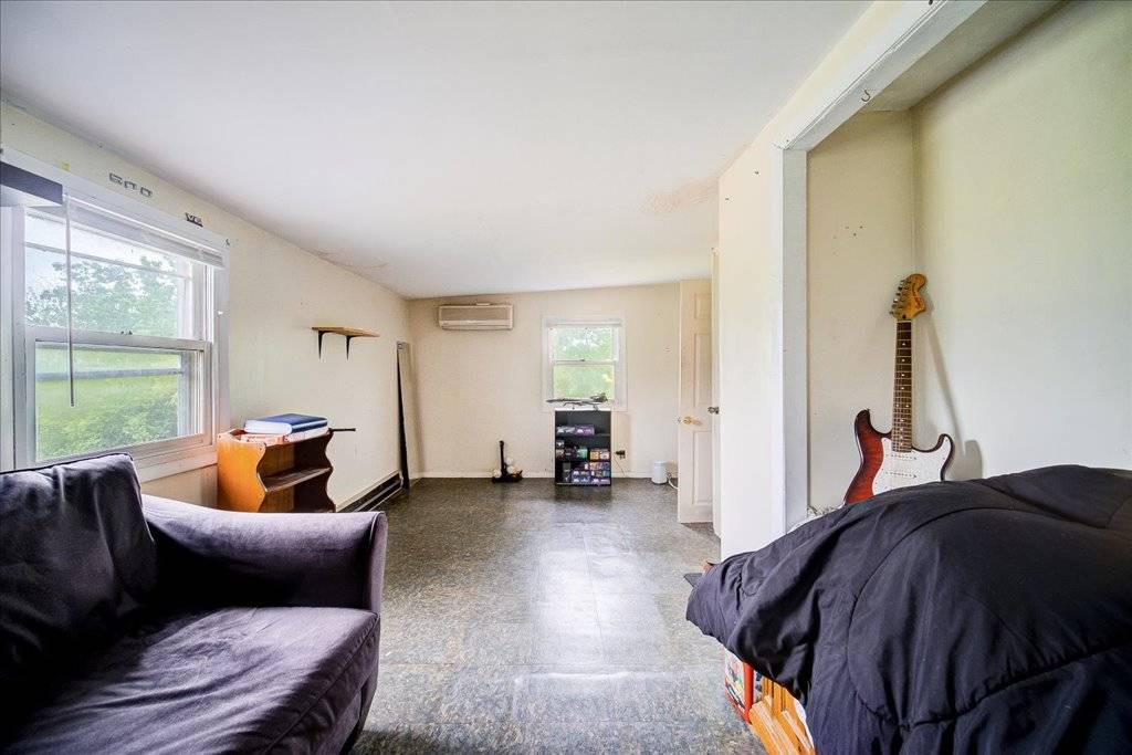 #54 photo, 571 International Blvd., Rock Tavern , NY 12550