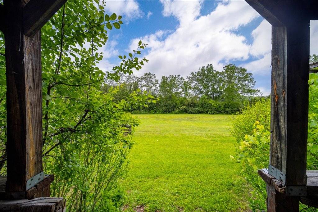 #61 photo, 571 International Blvd., Rock Tavern , NY 12550