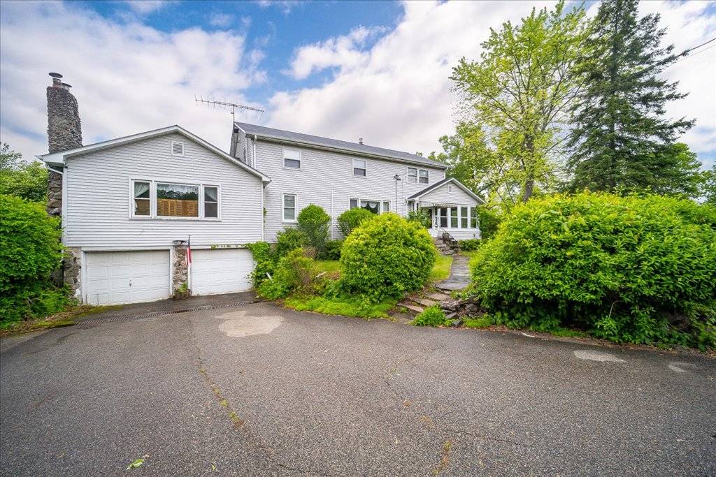 #67 photo, 571 International Blvd., Rock Tavern , NY 12550