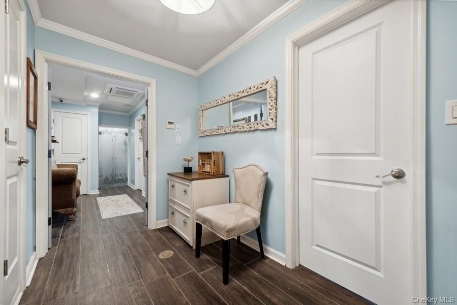 #10 photo, 504 Merrick Road, ナッソー郡 Lynbrook , NY 11563