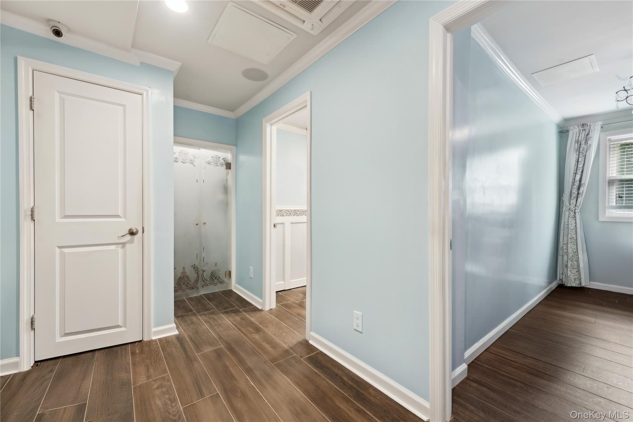 #14 photo, 504 Merrick Road, ナッソー郡 Lynbrook , NY 11563